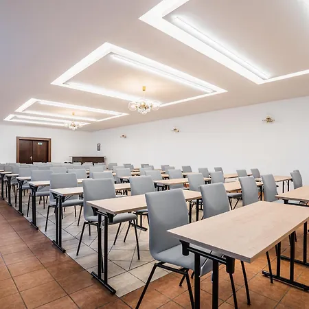 Ea Lipno Hotel 3*
