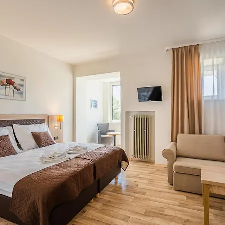 Hotell Ea Lipno Černá v Pošumaví