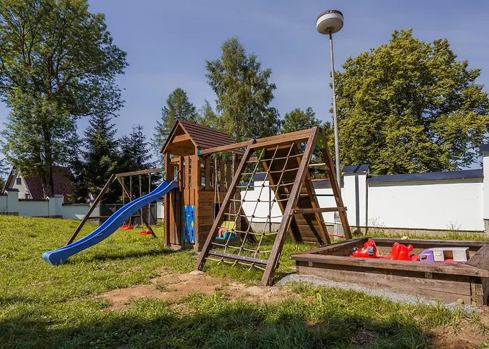 Ea Lipno 3*
